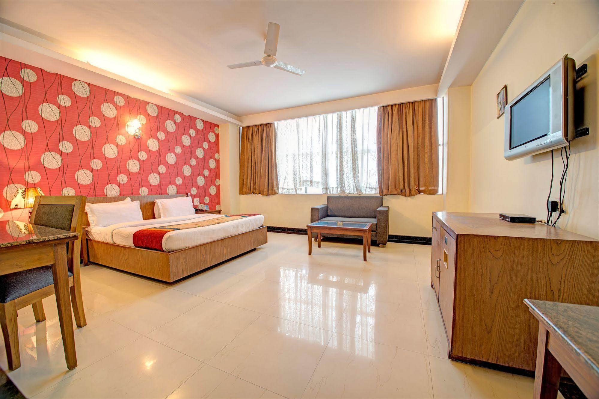 Hotel Pr Residency Amritsar Esterno foto